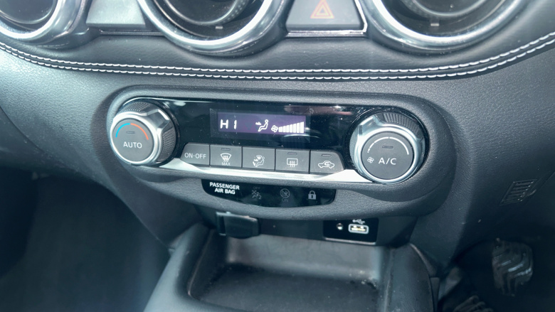 Nissan Juke 1.0 DiG-T 114 N-Connecta 5dr Petrol Hatchback